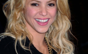Celeb bits - Shakira
