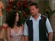 Friends - Monica's funny hair