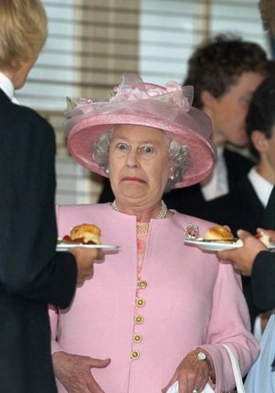 What does the Queen eat and drink for breakfast, lunch and dinner? - 5