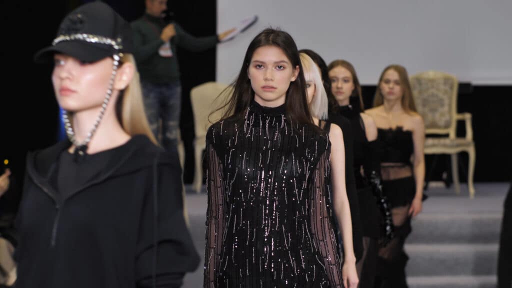 SZÓKINCS: Fashion and clothes 4